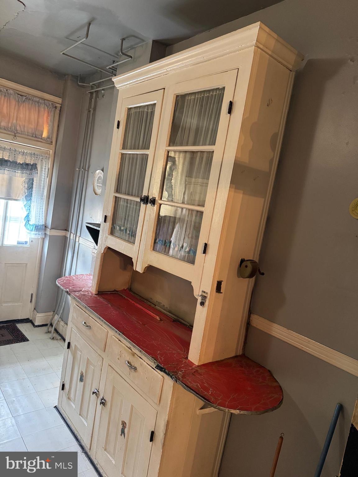 1818 N DUKELAND STREET