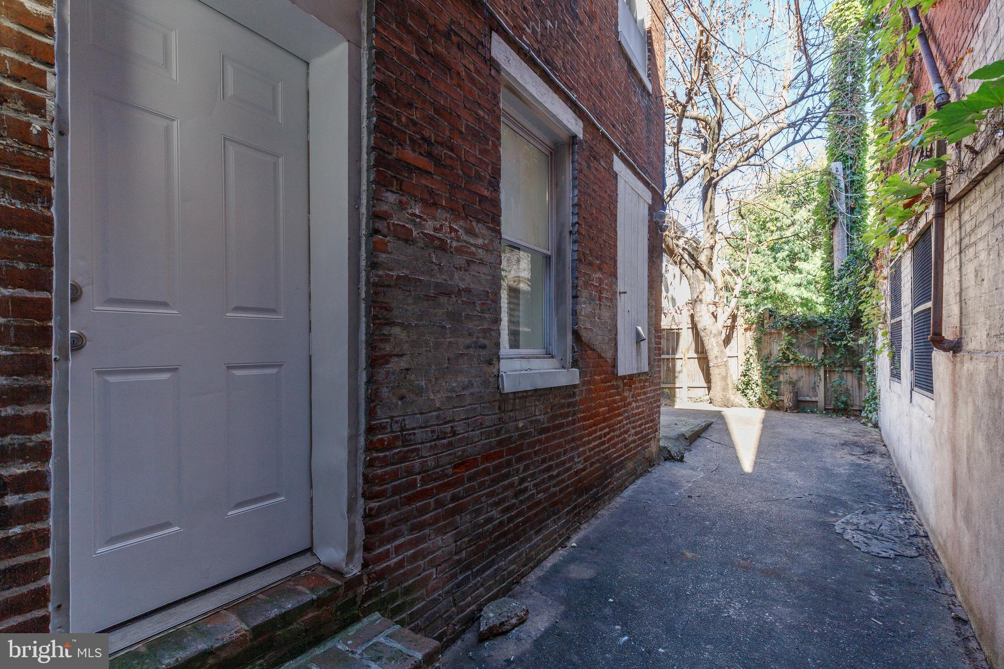 110 W HAMBURG STREET