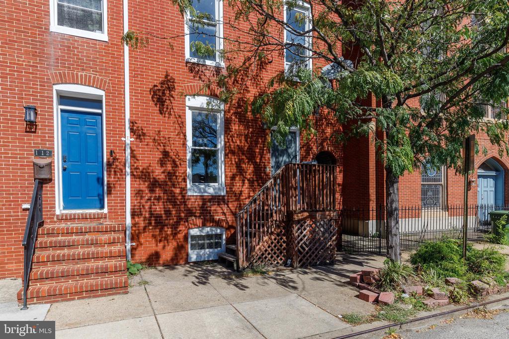 110 W HAMBURG STREET