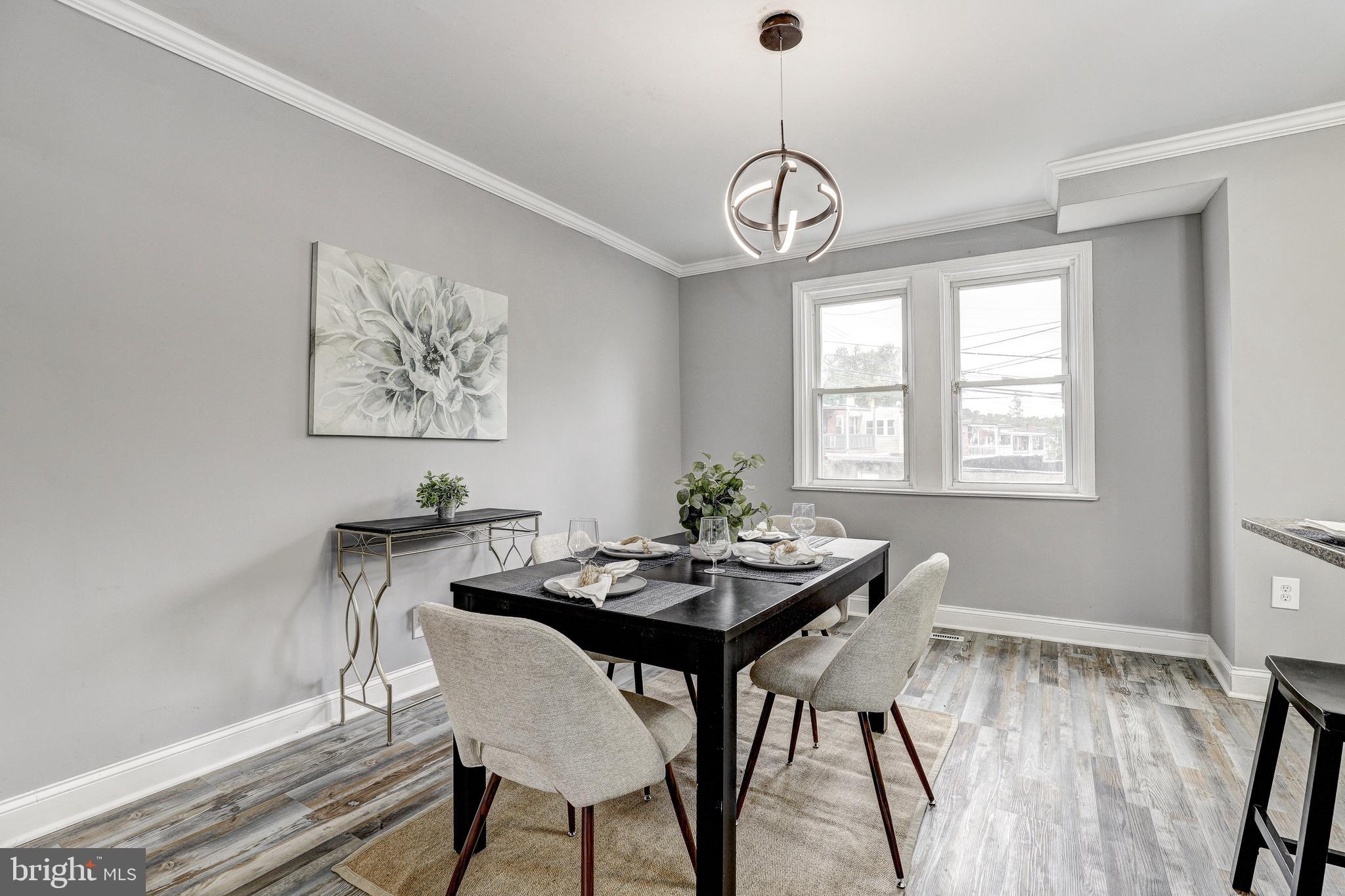 2503 W FOREST PARK AVENUE