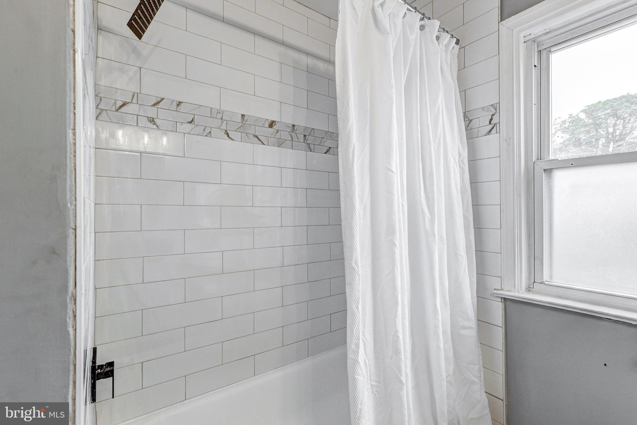 2503 W FOREST PARK AVENUE