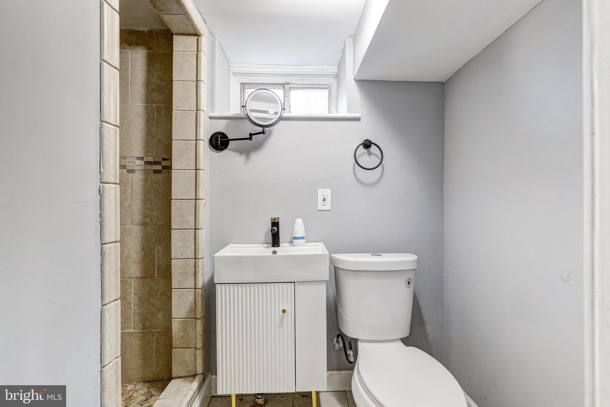 2503 W FOREST PARK AVENUE