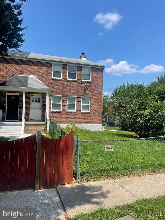 7001 SURREY DRIVE
