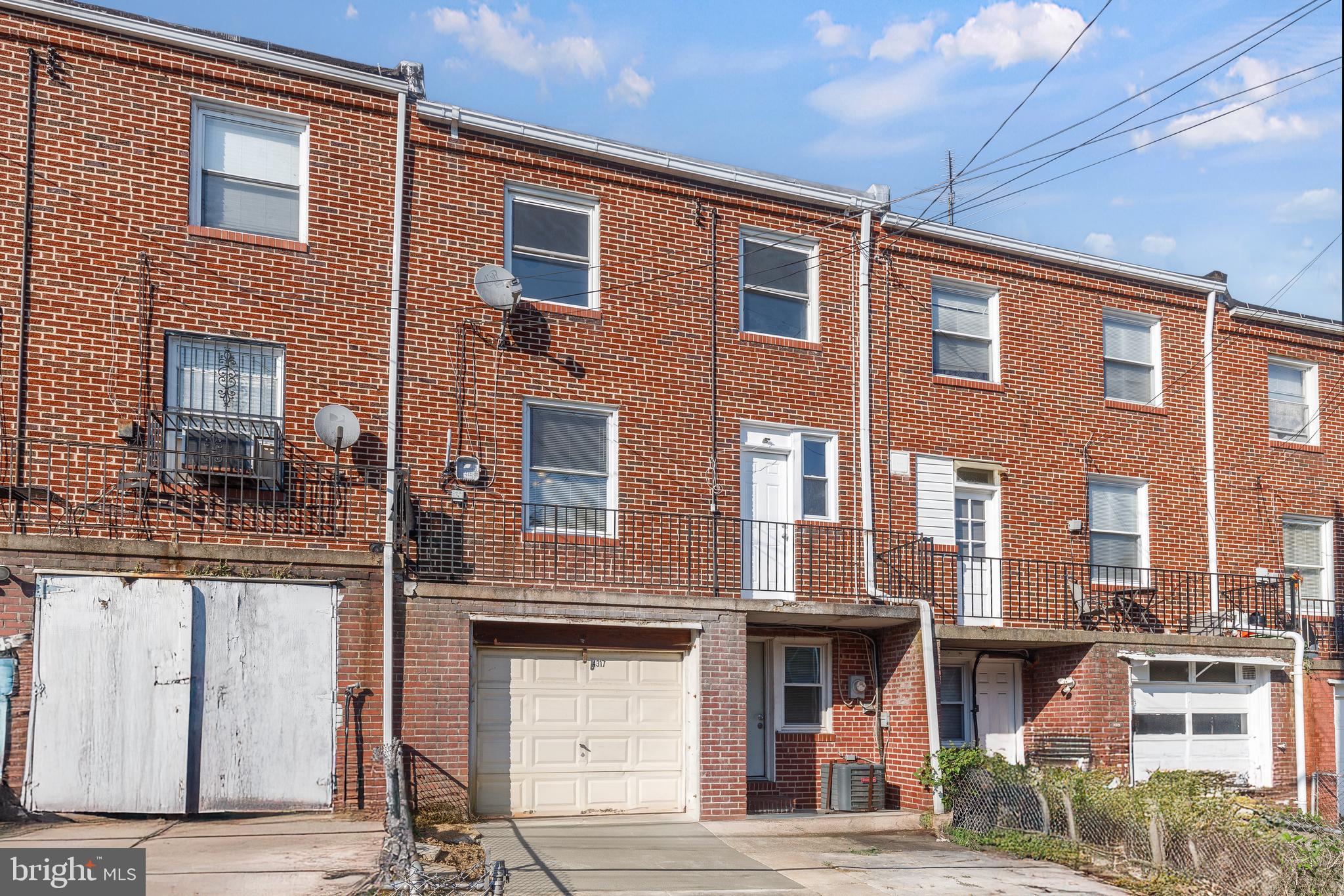 4317 SHAMROCK AVENUE