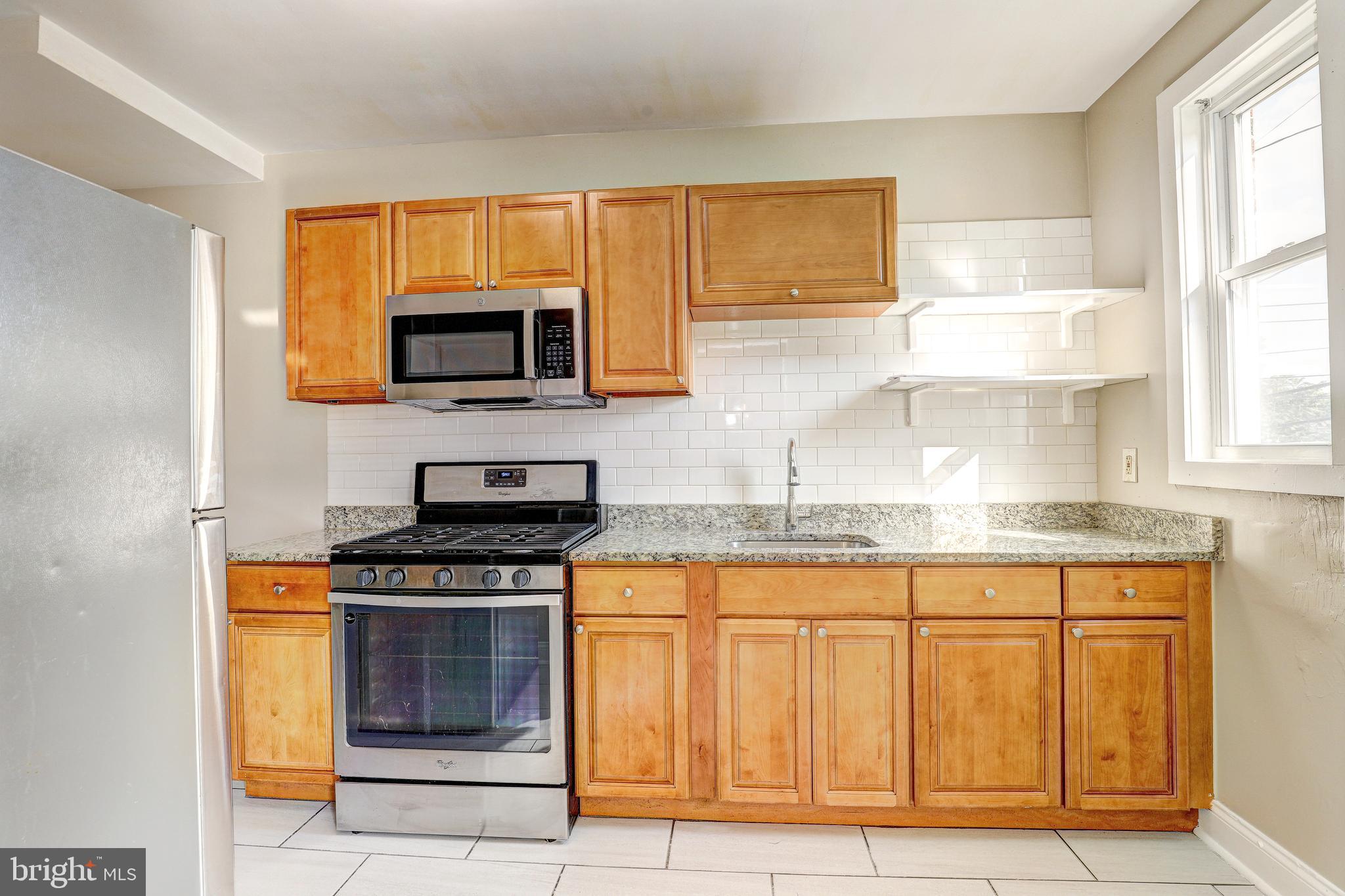 4317 SHAMROCK AVENUE