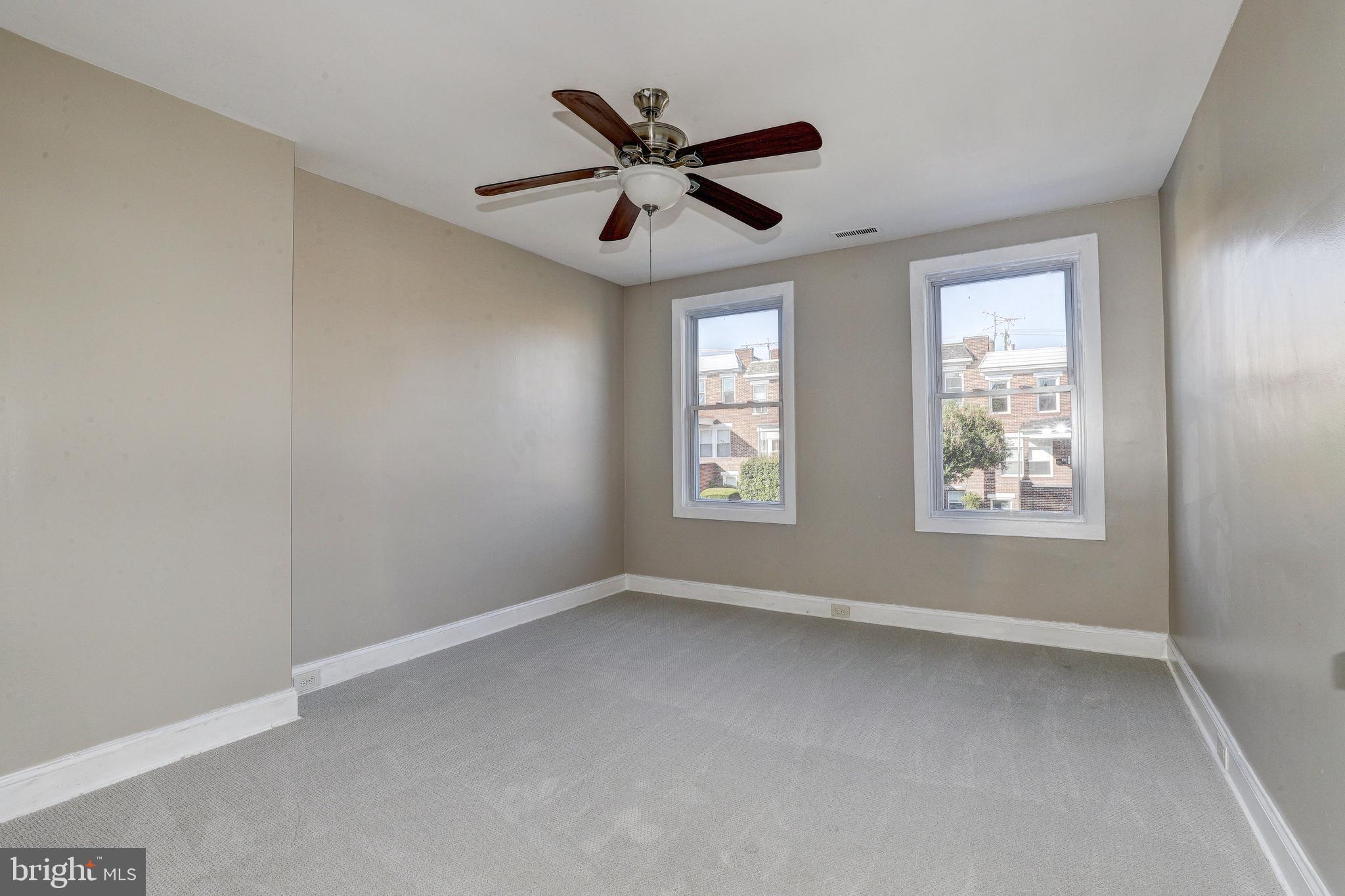 4317 SHAMROCK AVENUE