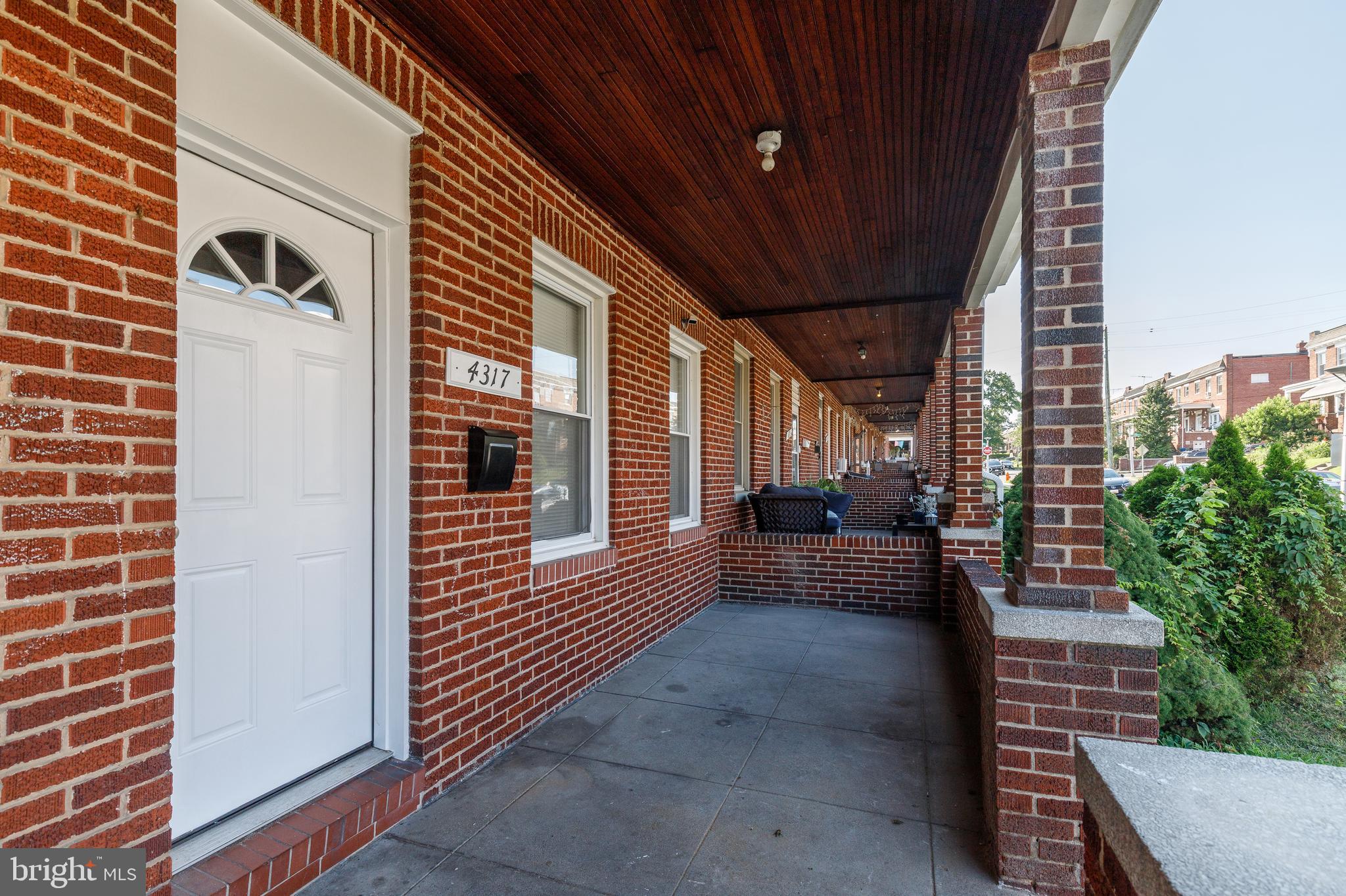 4317 SHAMROCK AVENUE