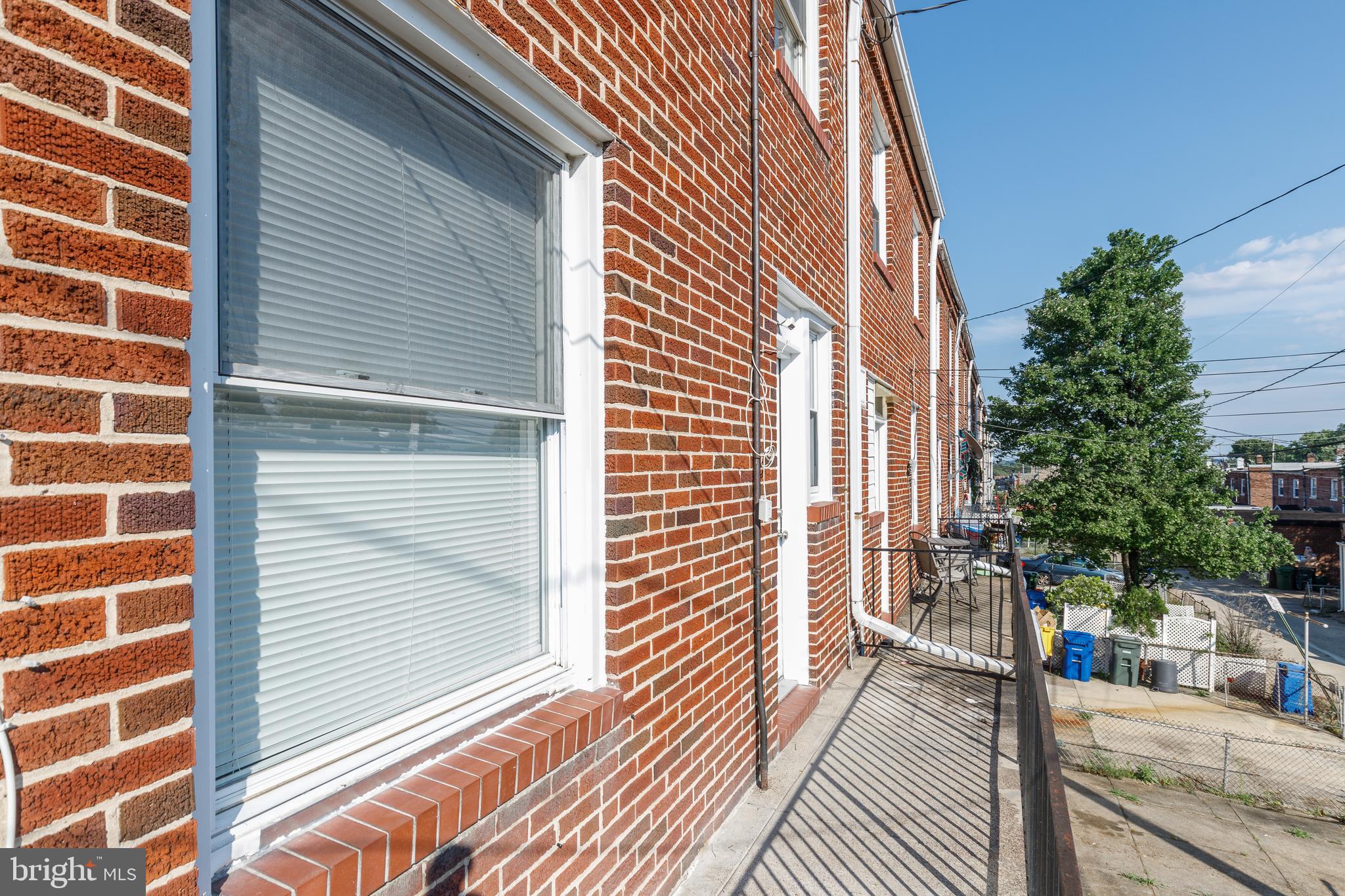 4317 SHAMROCK AVENUE