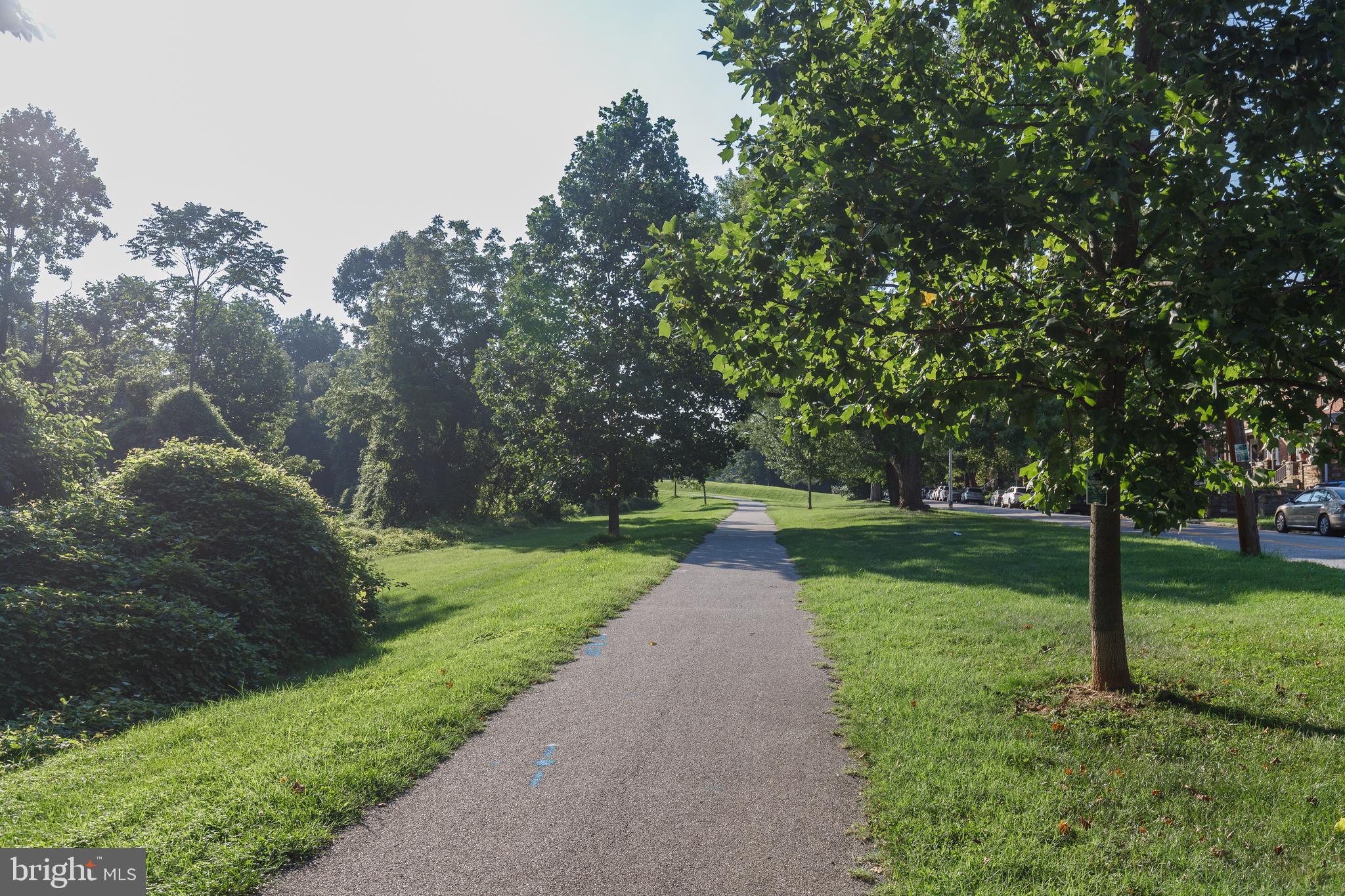 4317 SHAMROCK AVENUE