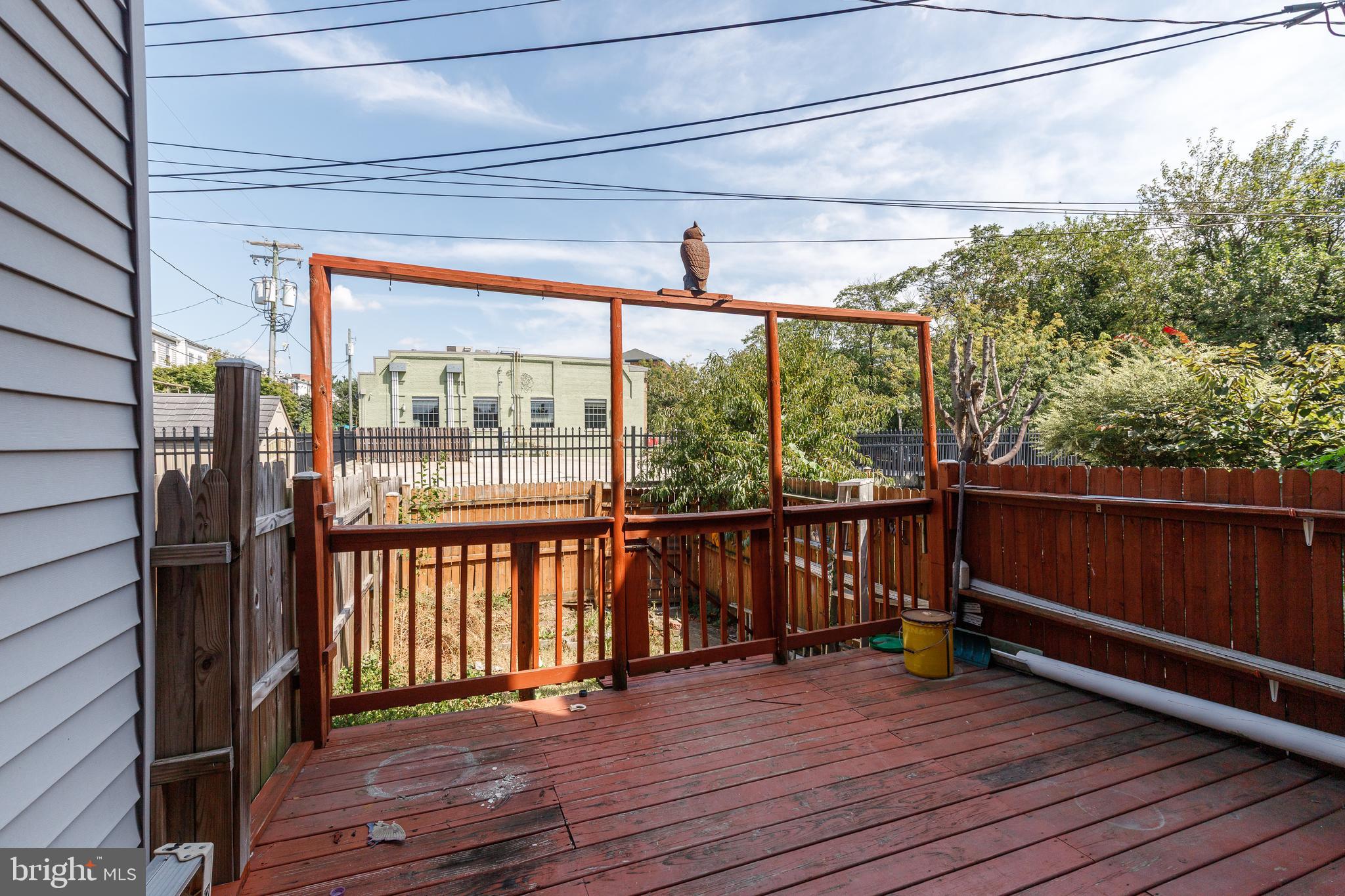 2607 HUNTINGDON AVENUE