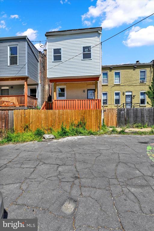 327 E 24TH STREET