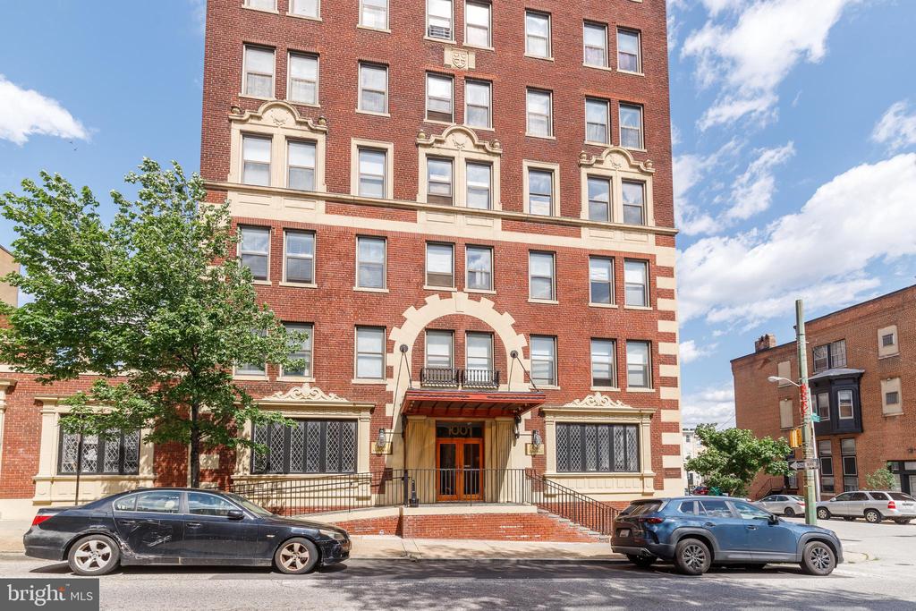 1001 SAINT PAUL STREET 2D