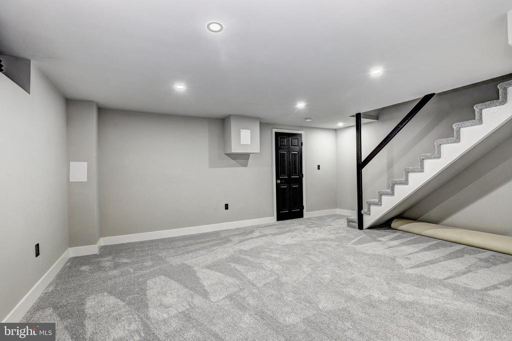 3929 DUVALL AVENUE
