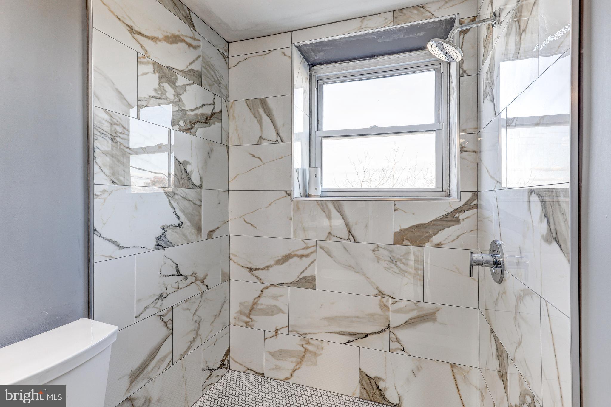 2707 MARBOURNE AVENUE