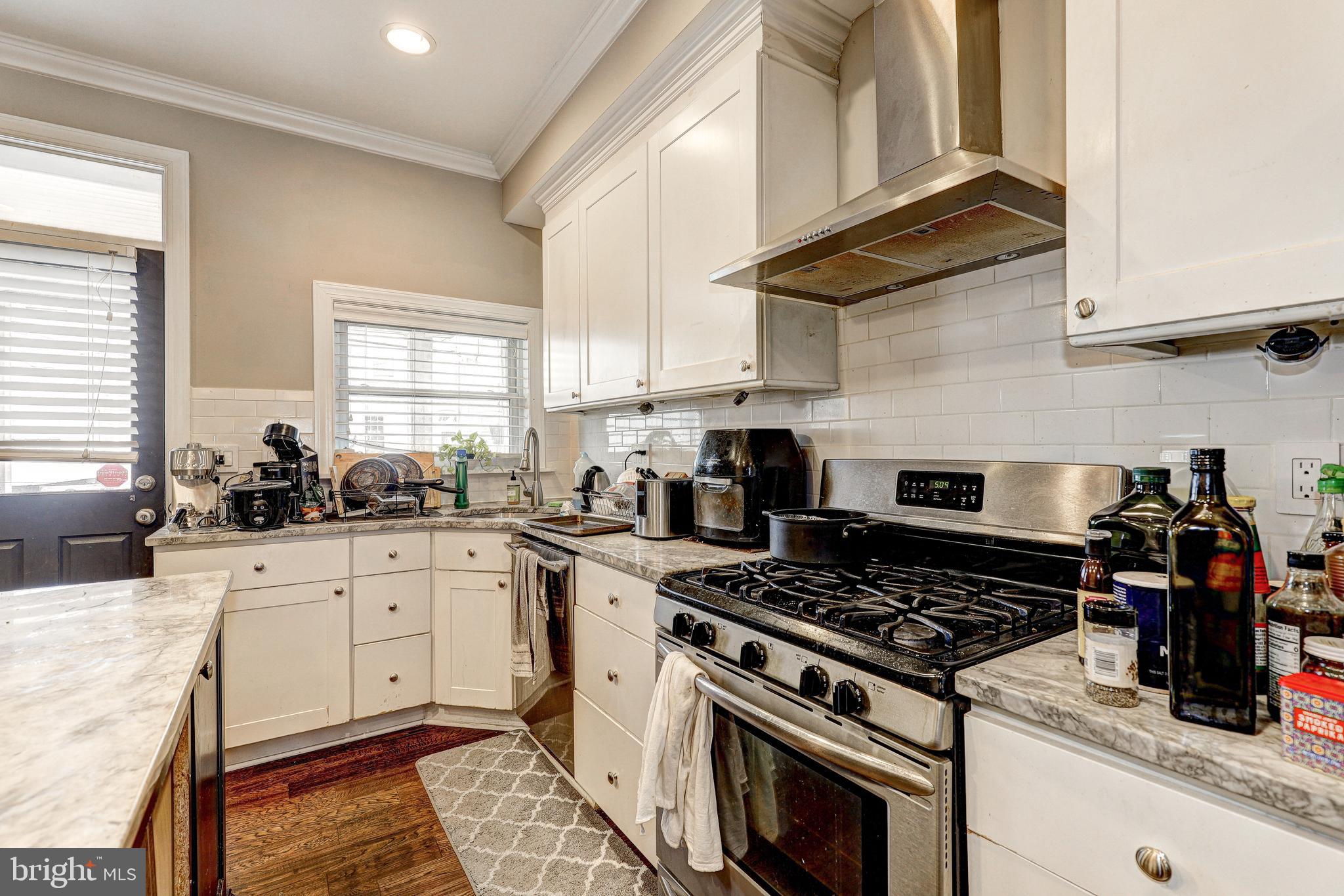 505 S LAKEWOOD AVENUE