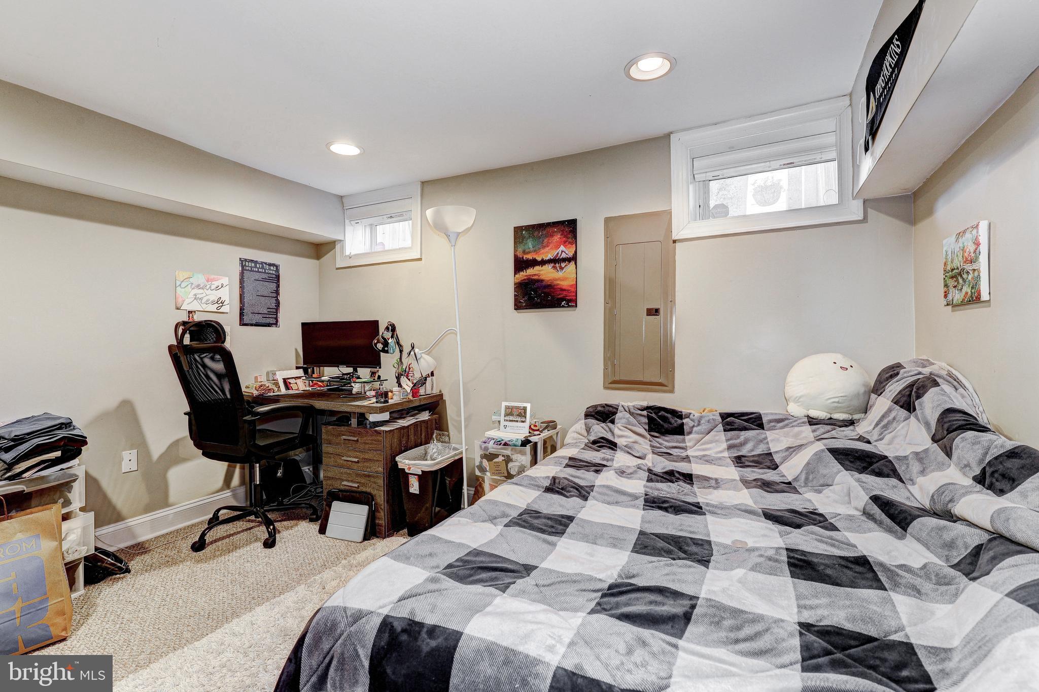 505 S LAKEWOOD AVENUE