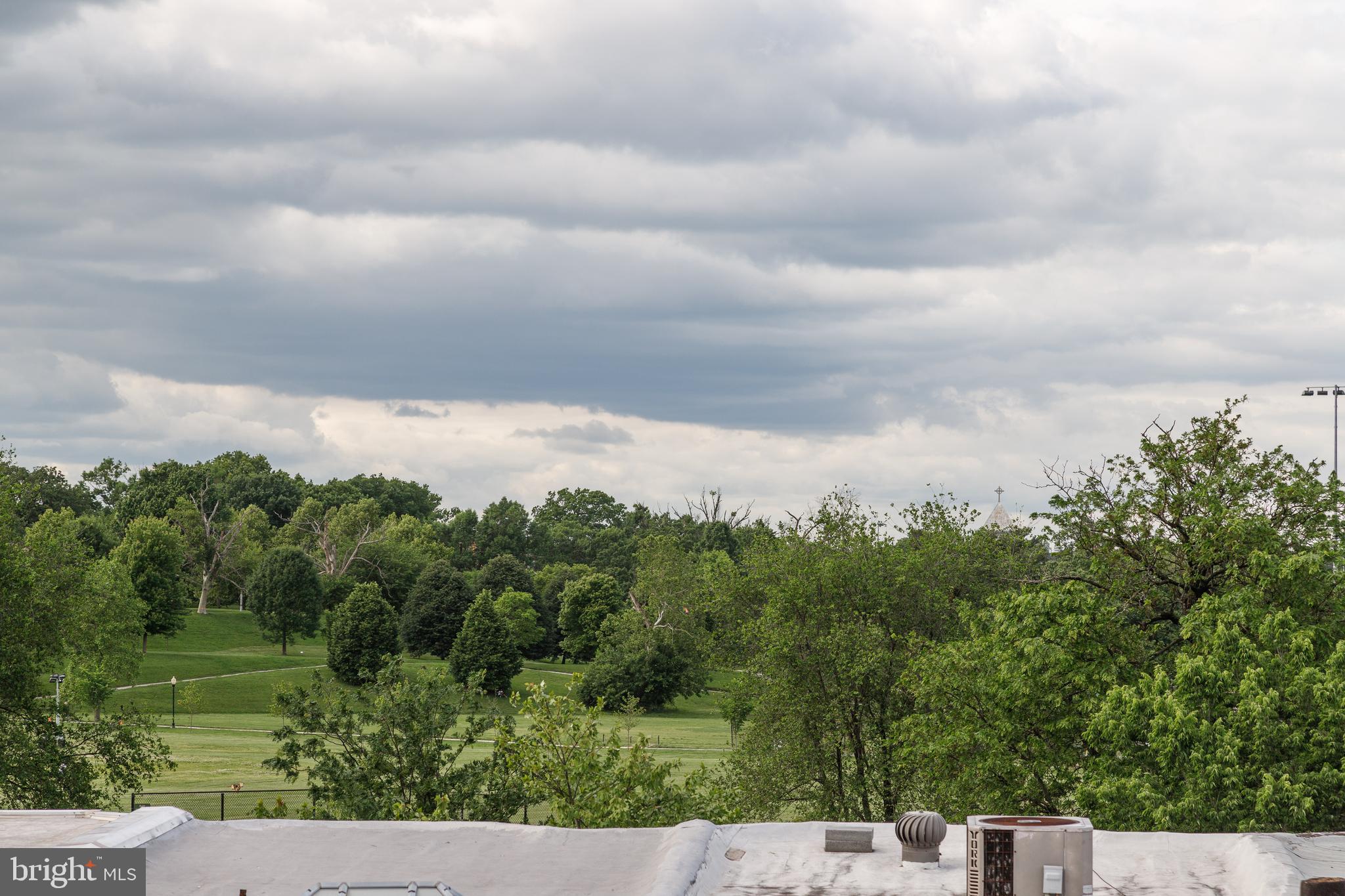 505 S LAKEWOOD AVENUE