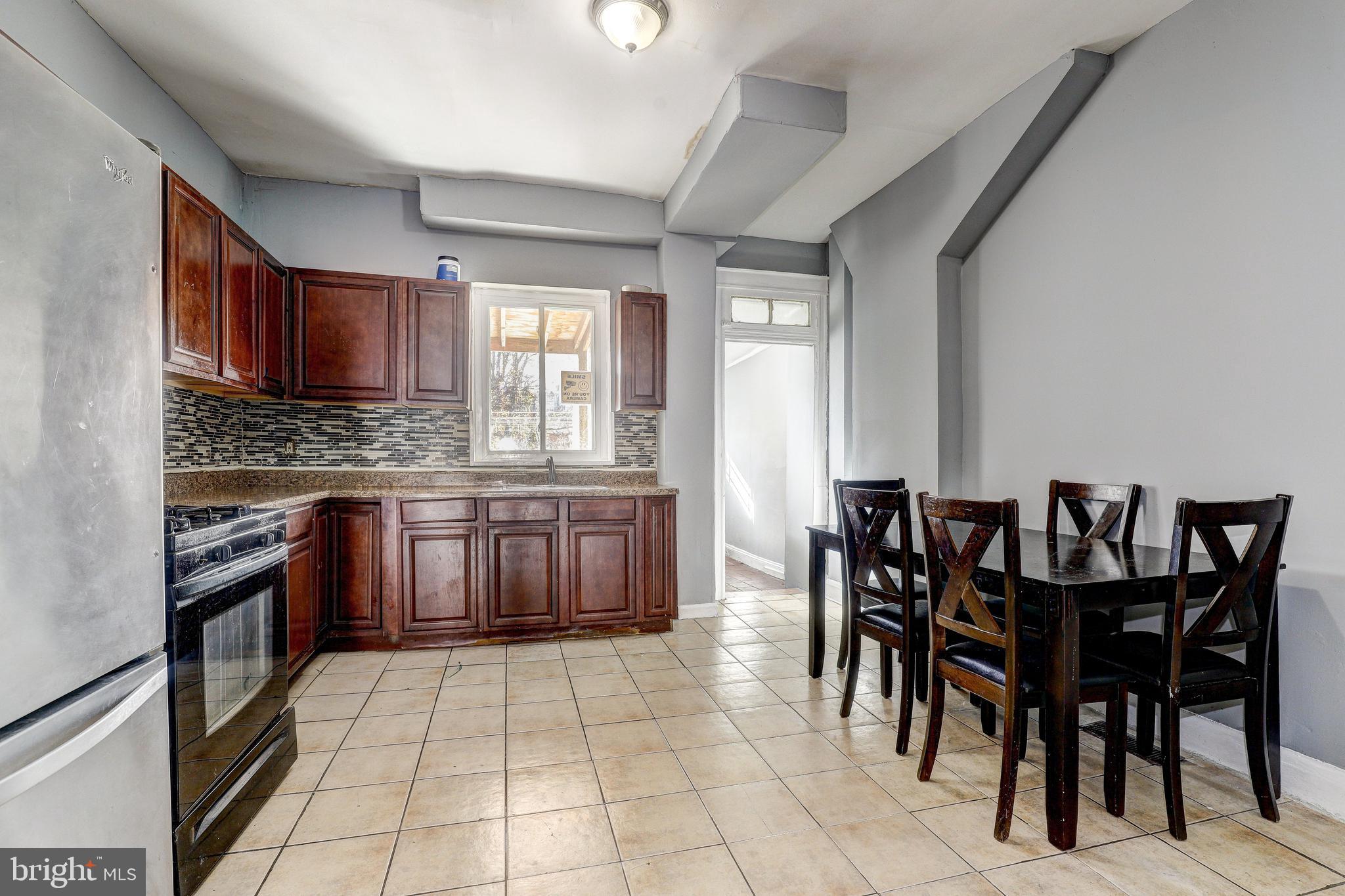 2409 MCELDERRY STREET