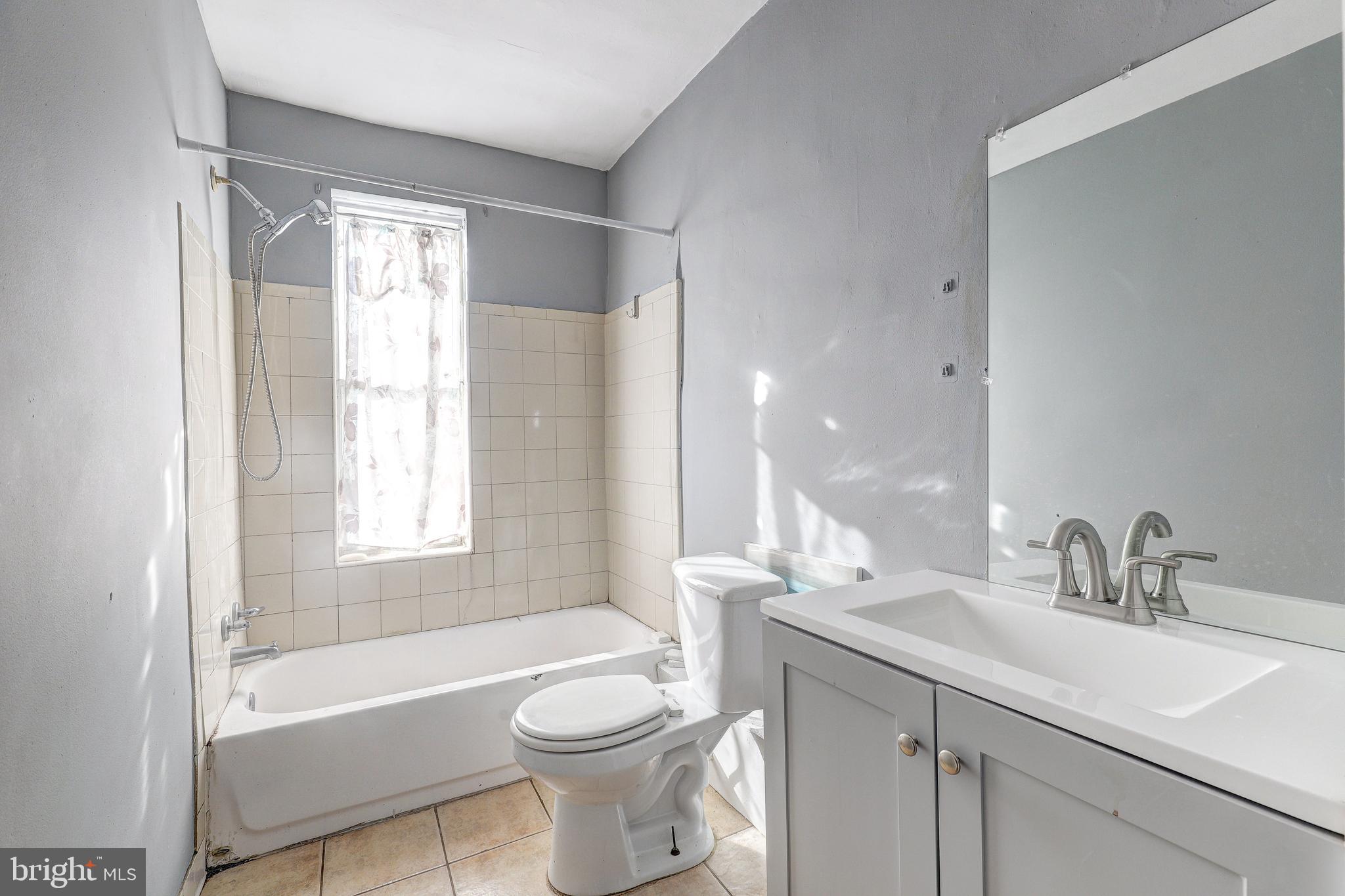 2409 MCELDERRY STREET