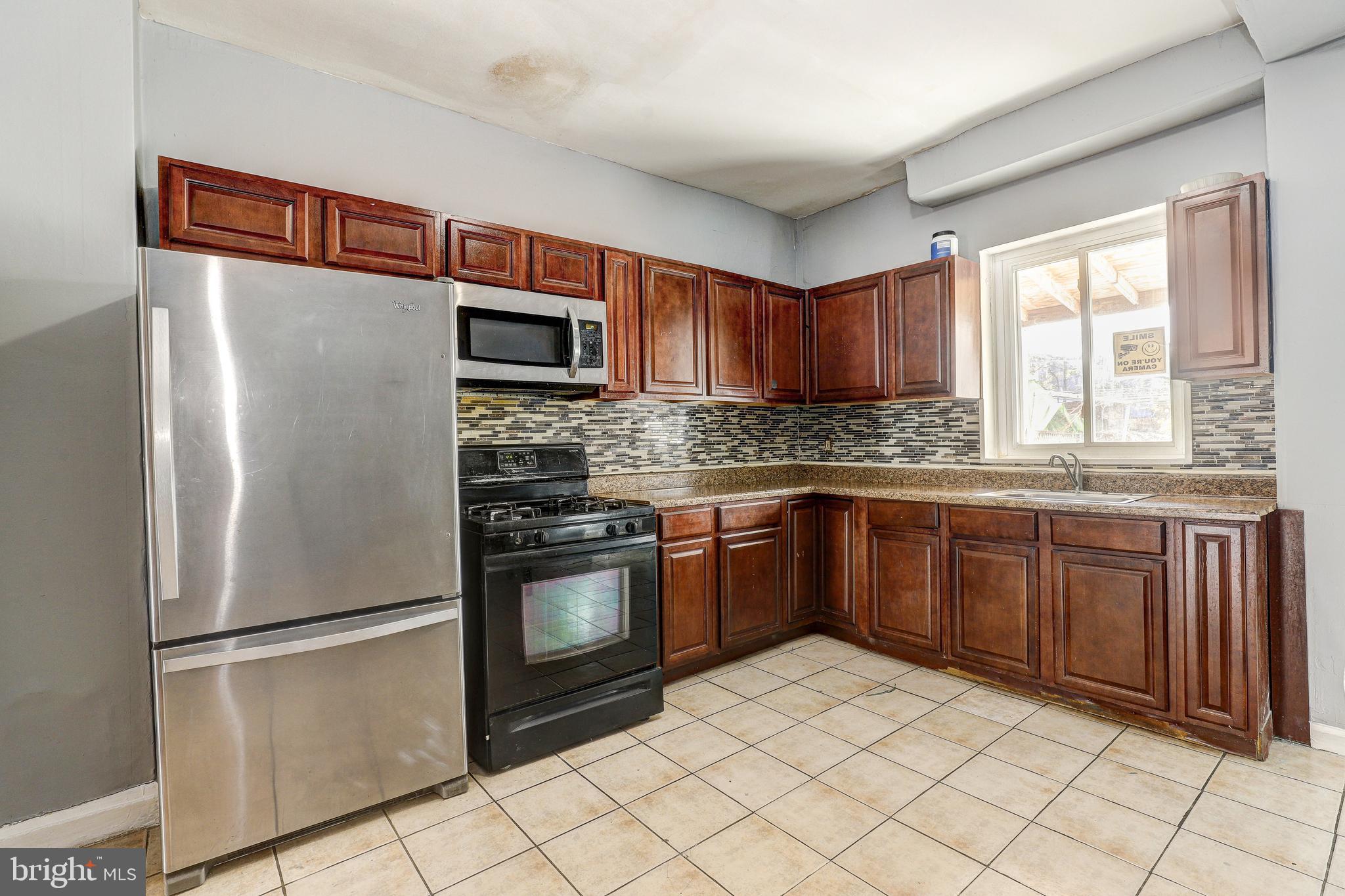 2409 MCELDERRY STREET