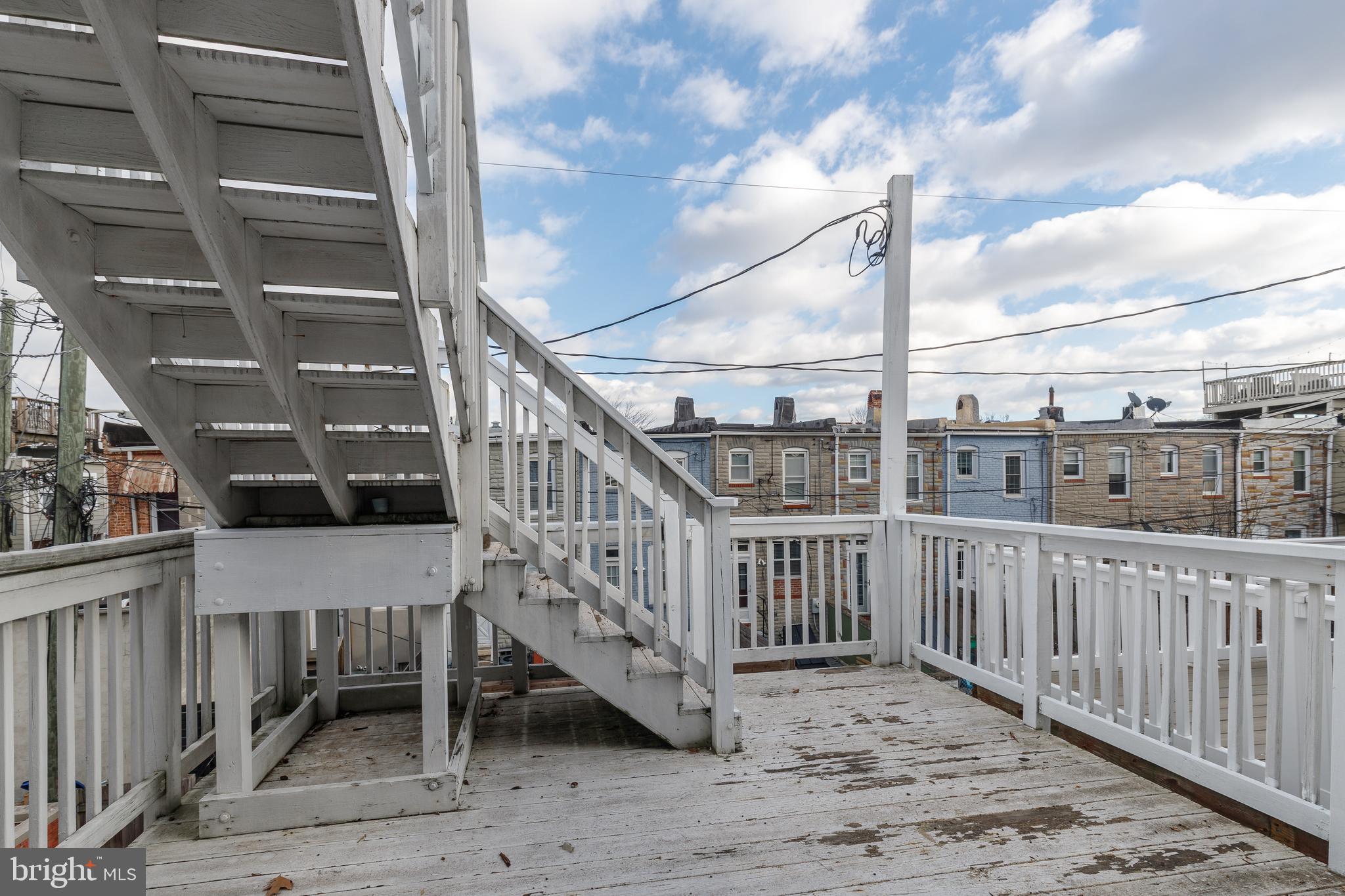 505 S LAKEWOOD AVENUE