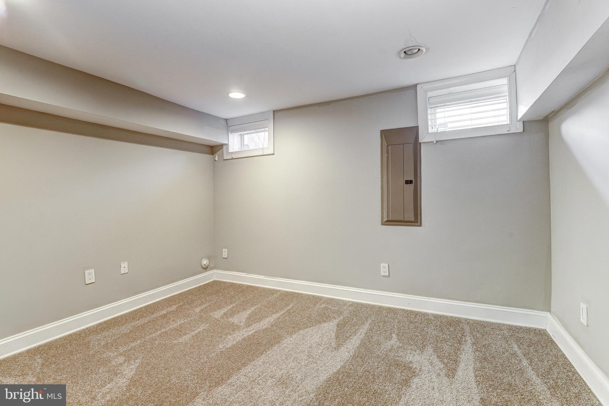 505 S LAKEWOOD AVENUE