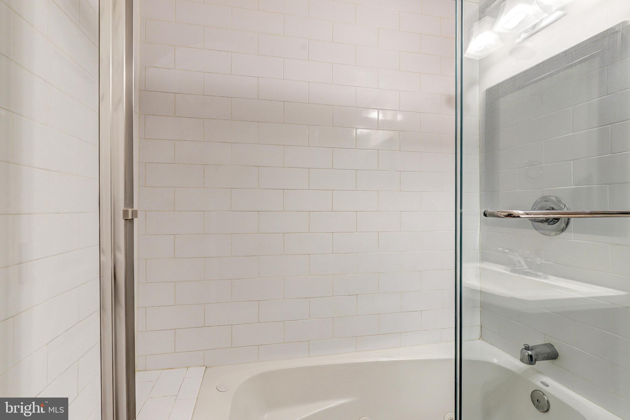 505 S LAKEWOOD AVENUE