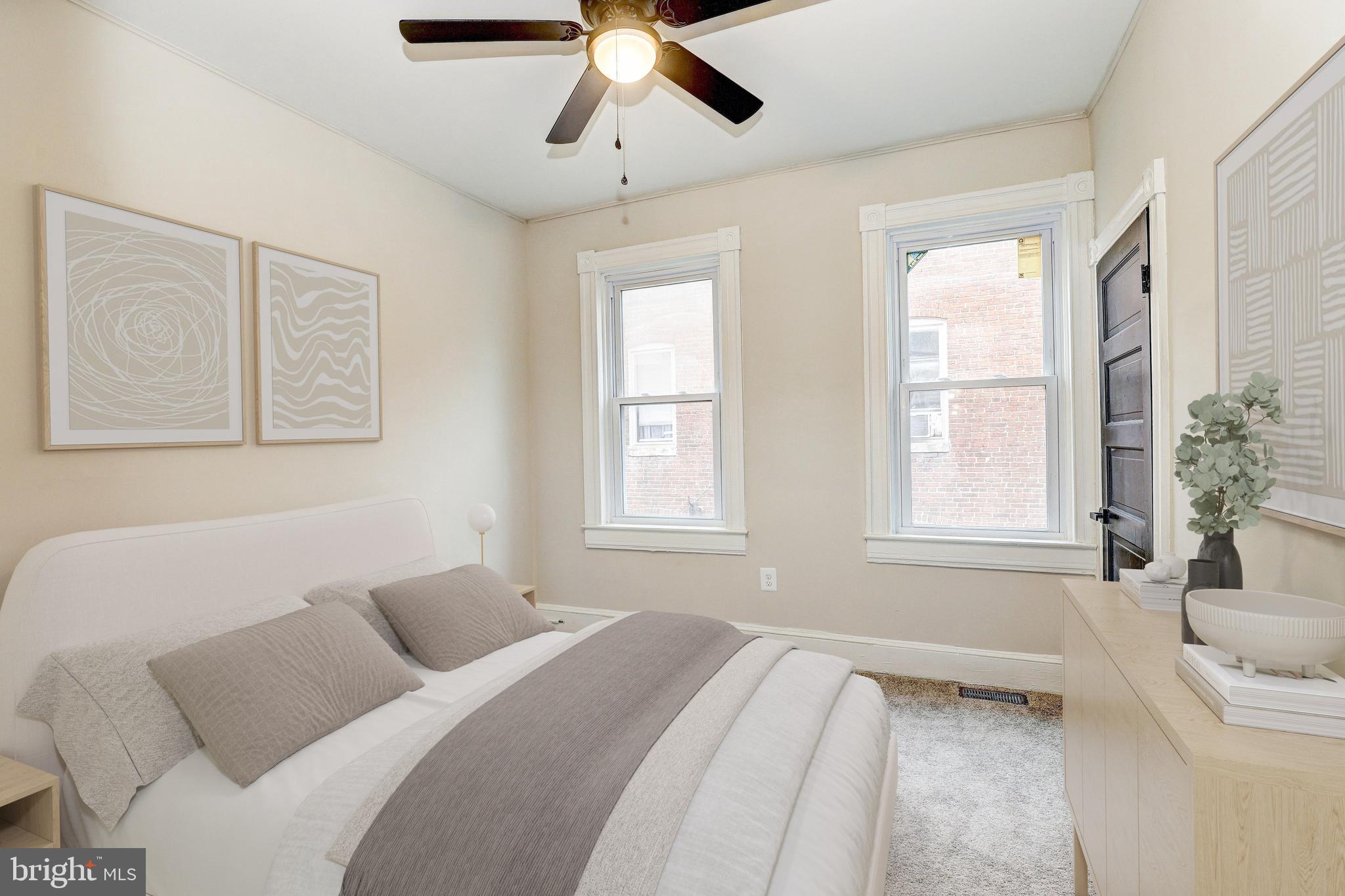 428 S AUGUSTA AVENUE