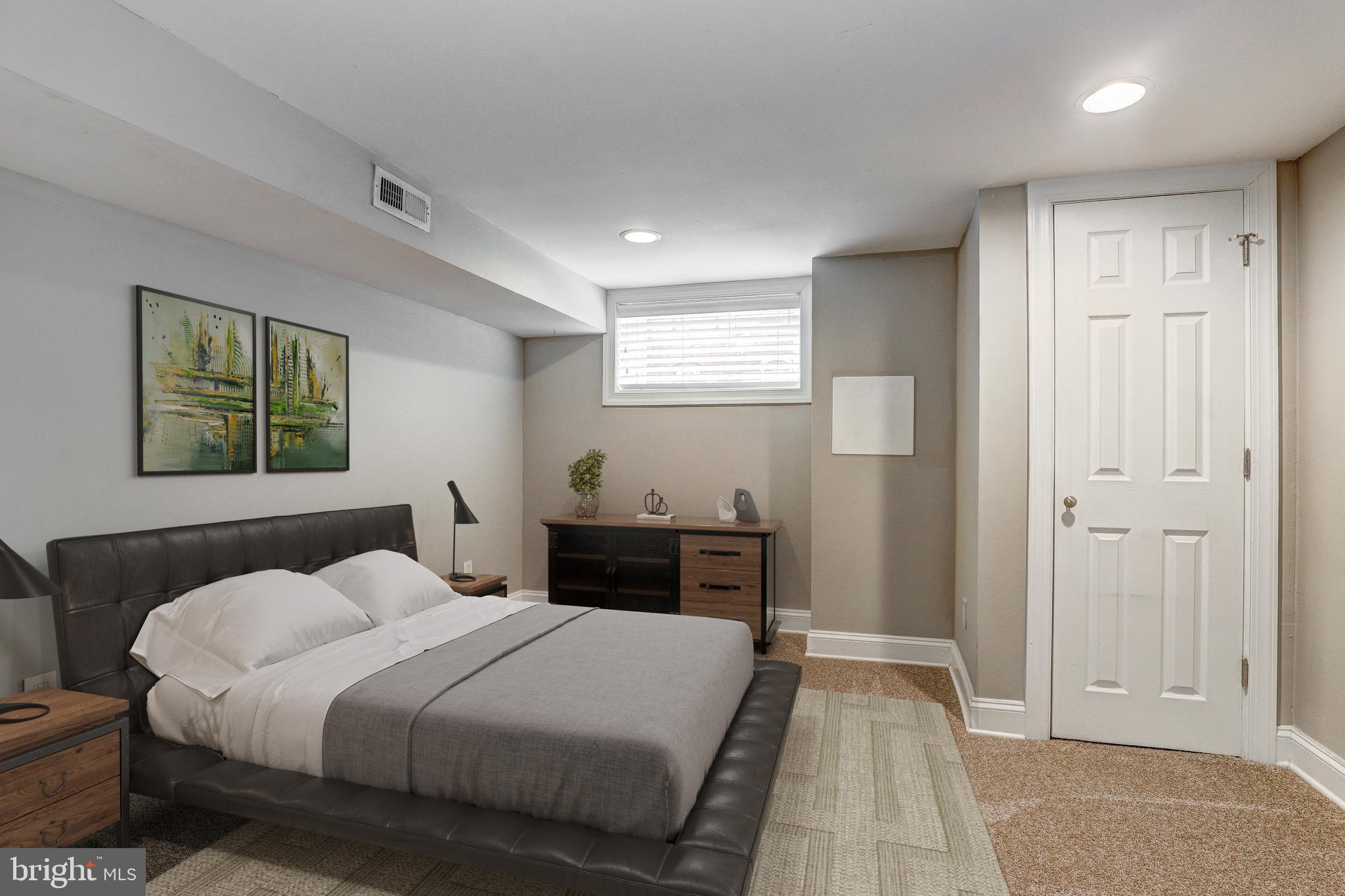 505 S LAKEWOOD AVENUE