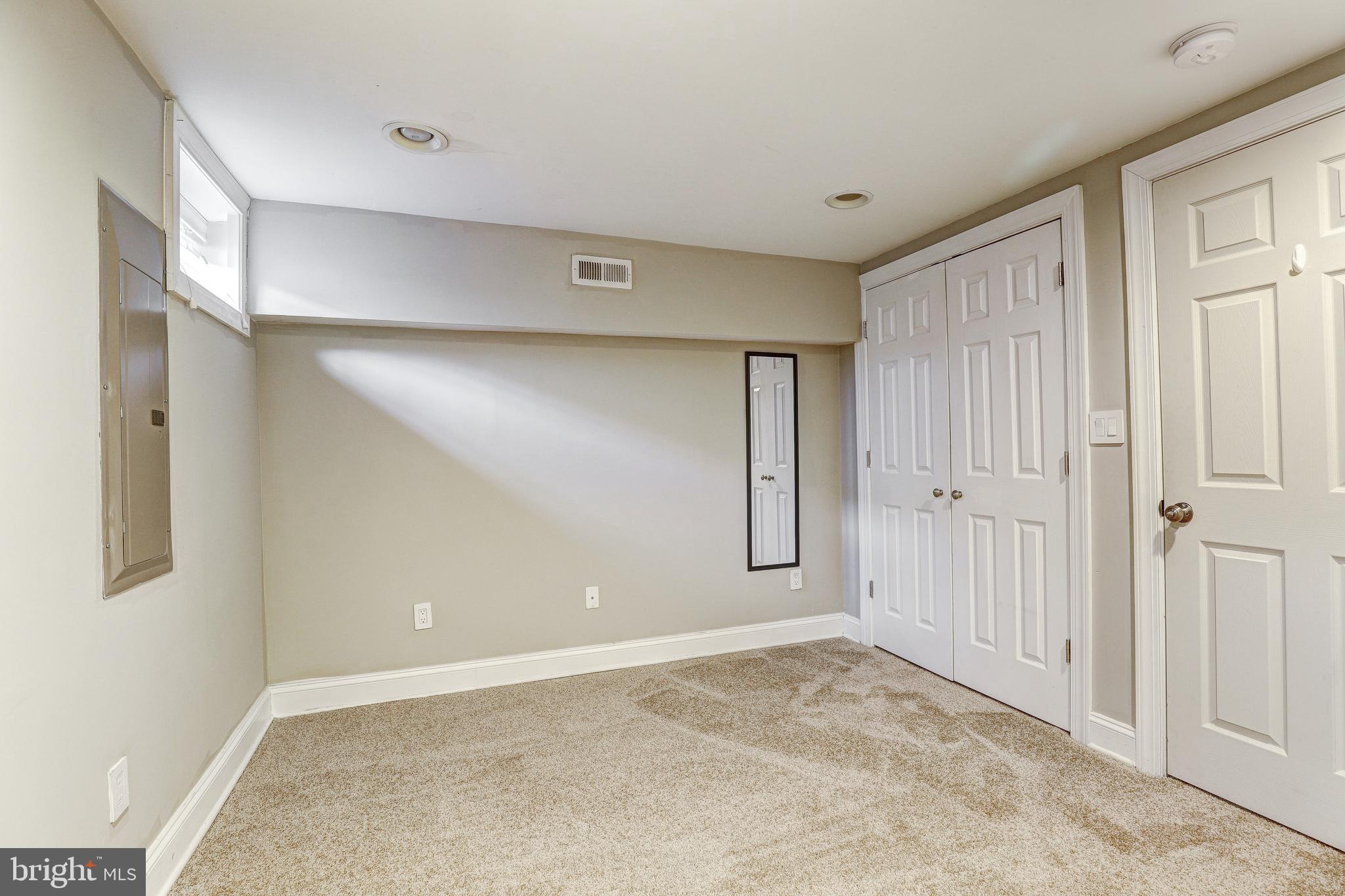 505 S LAKEWOOD AVENUE