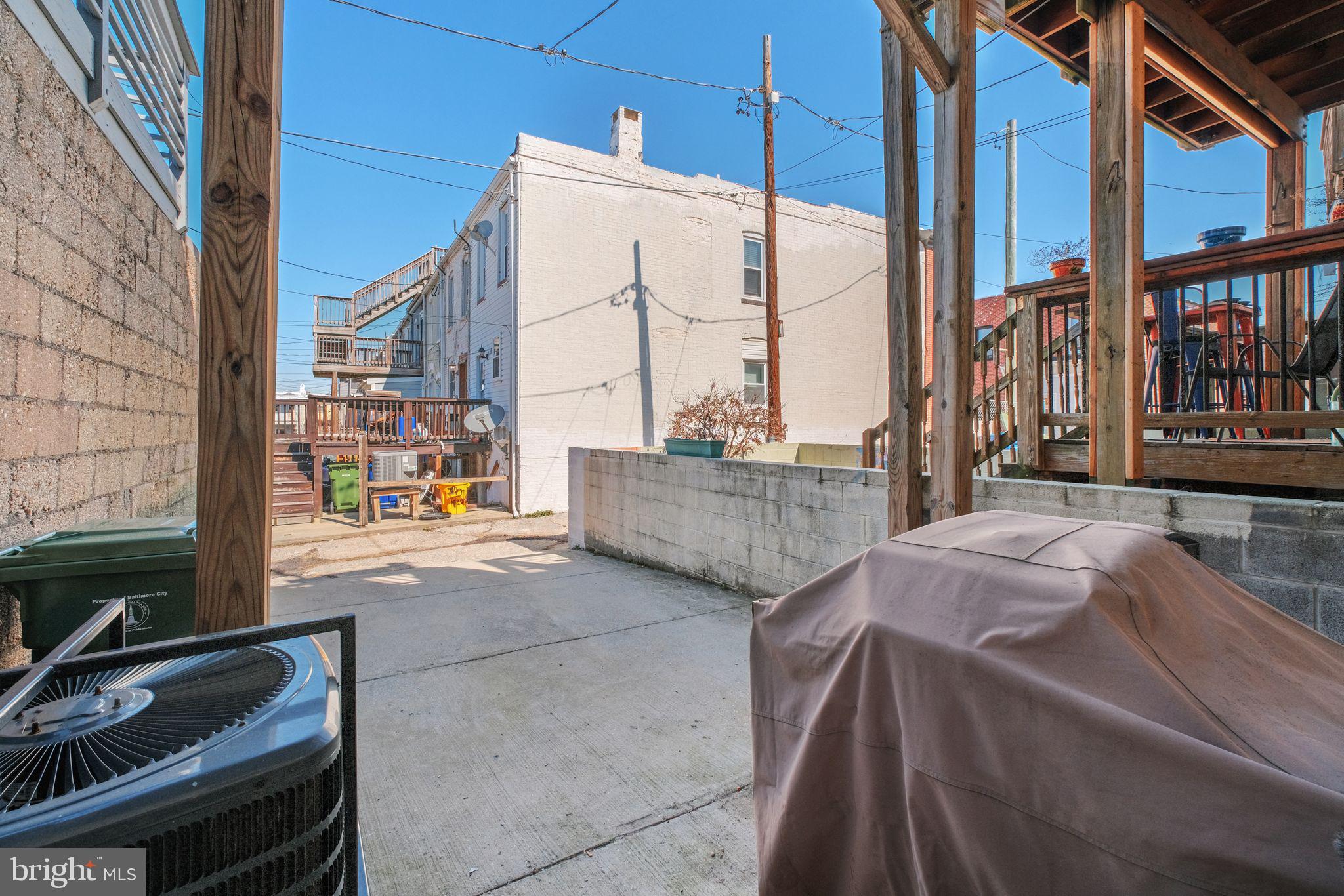 3102 E LOMBARD STREET