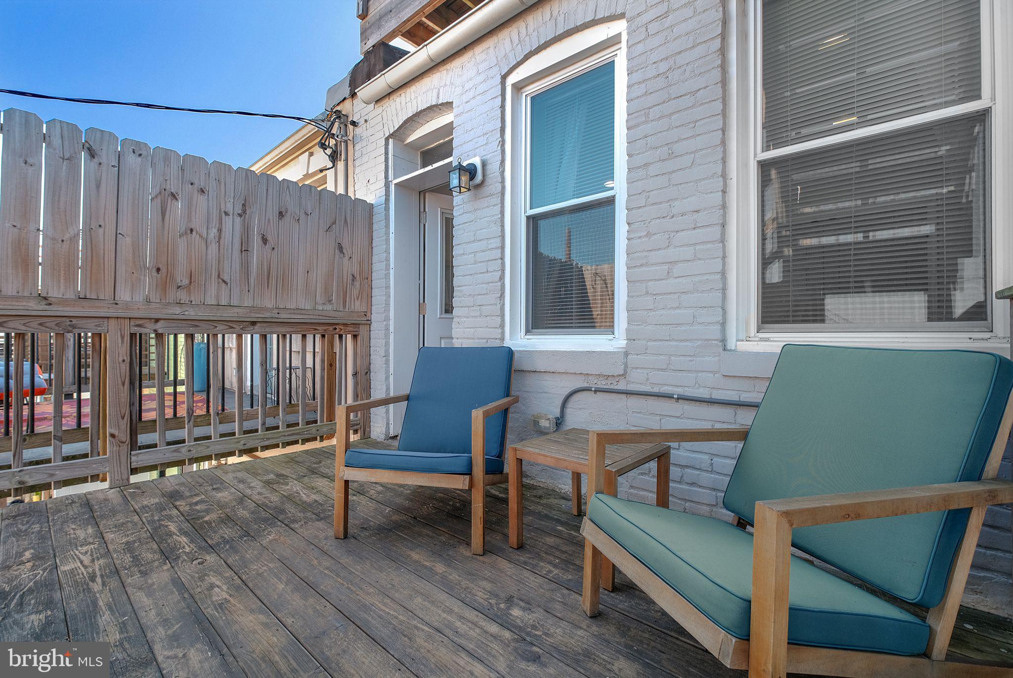 3102 E LOMBARD STREET