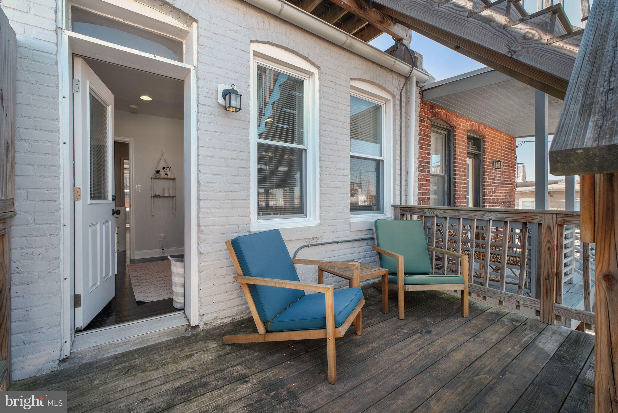 3102 E LOMBARD STREET