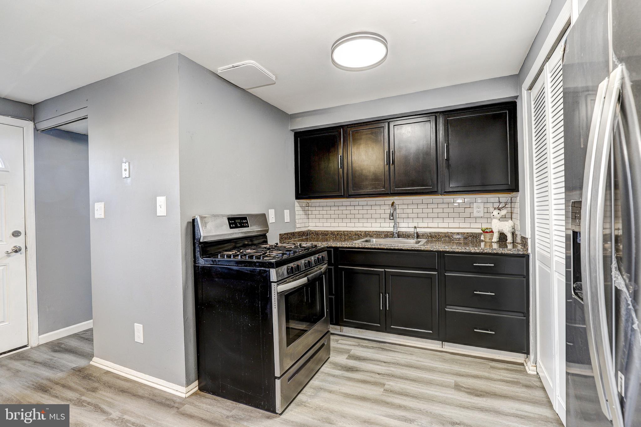 2707 MARBOURNE AVENUE