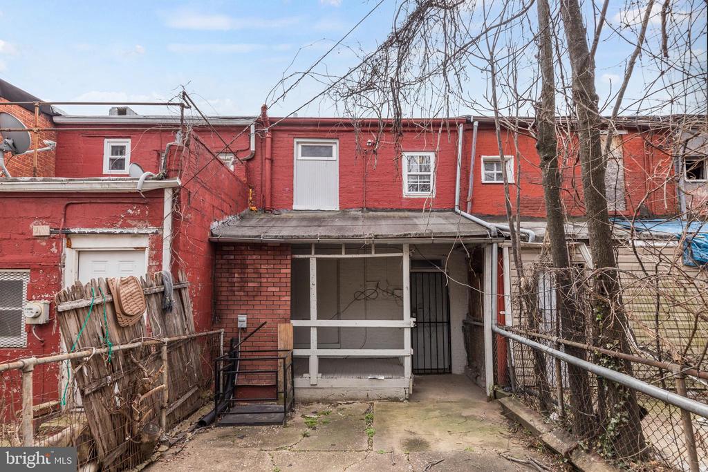 1926 LEMMON STREET