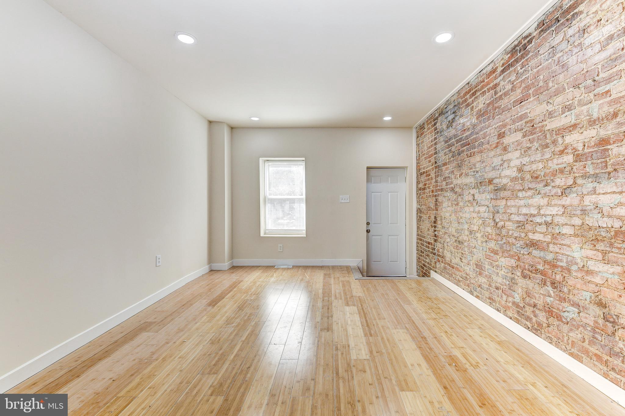 401 N GLOVER STREET