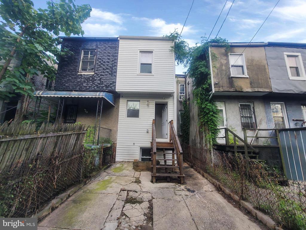 1611 N WOLFE STREET