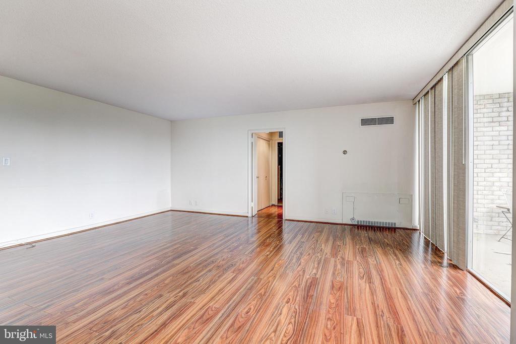 7111 PARK HEIGHTS AVENUE Unit: 401