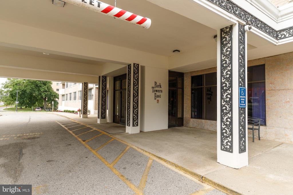 7111 PARK HEIGHTS AVENUE Unit: 401