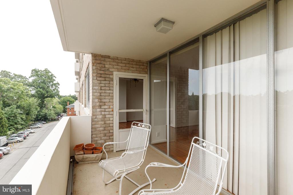 7111 PARK HEIGHTS AVENUE Unit: 401
