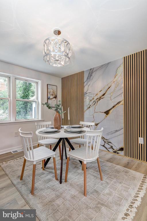 1028 REVERDY ROAD