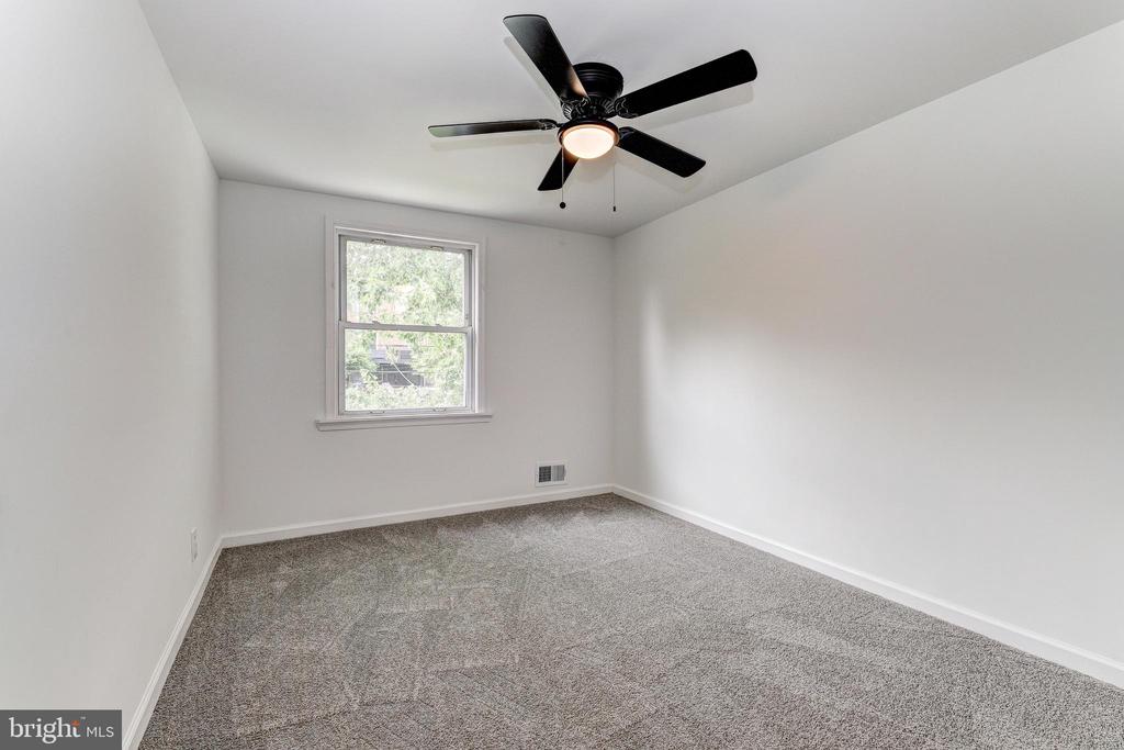 1028 REVERDY ROAD