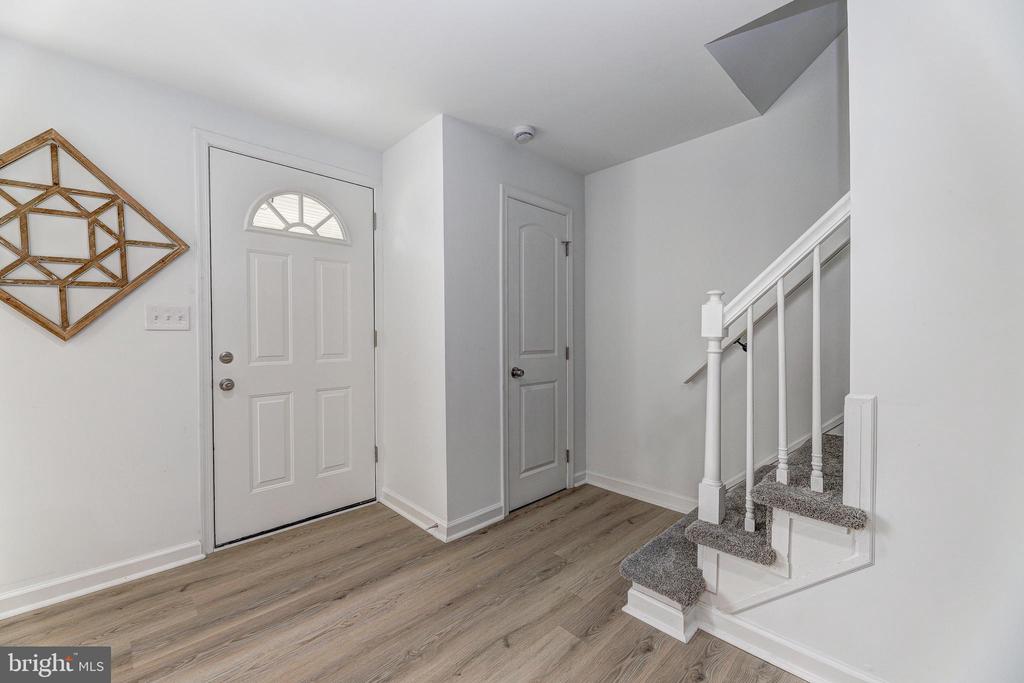 1028 REVERDY ROAD