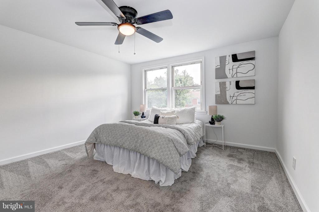 1028 REVERDY ROAD