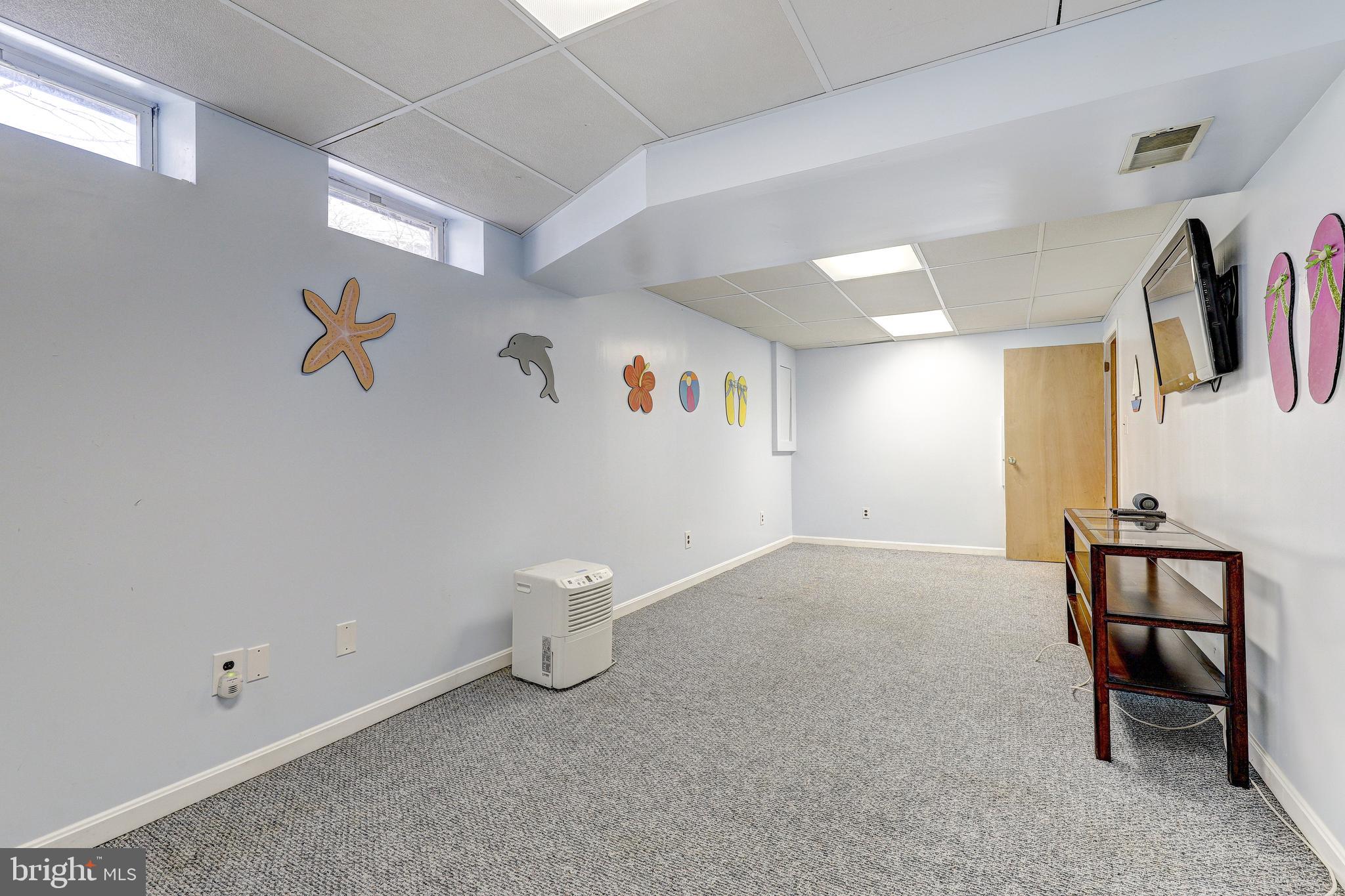 20 WHITE WILLOW COURT