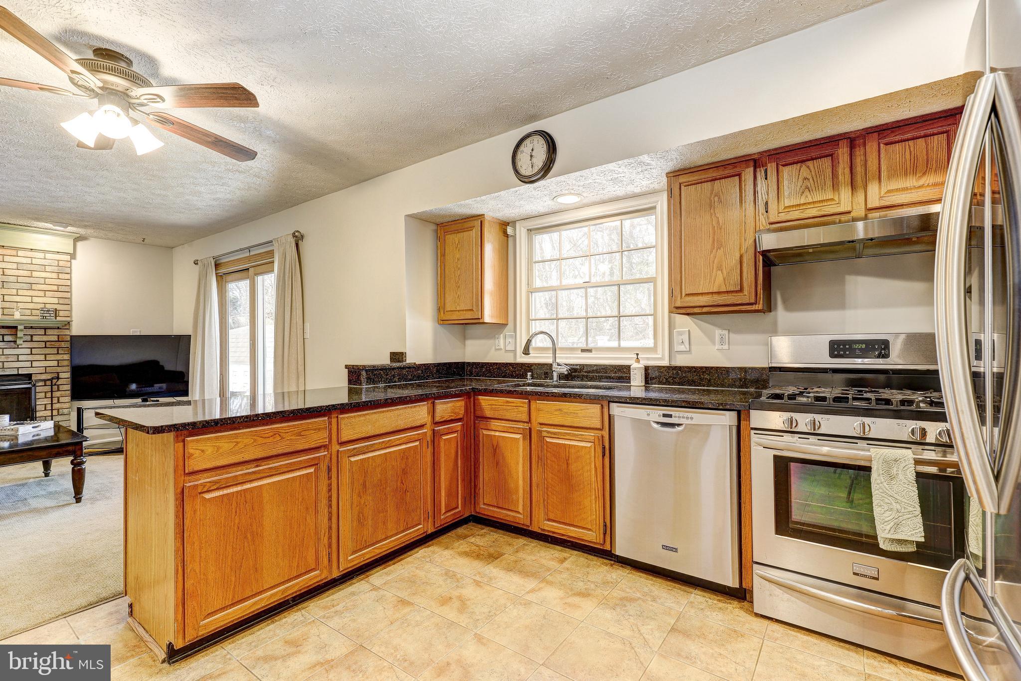 20 WHITE WILLOW COURT