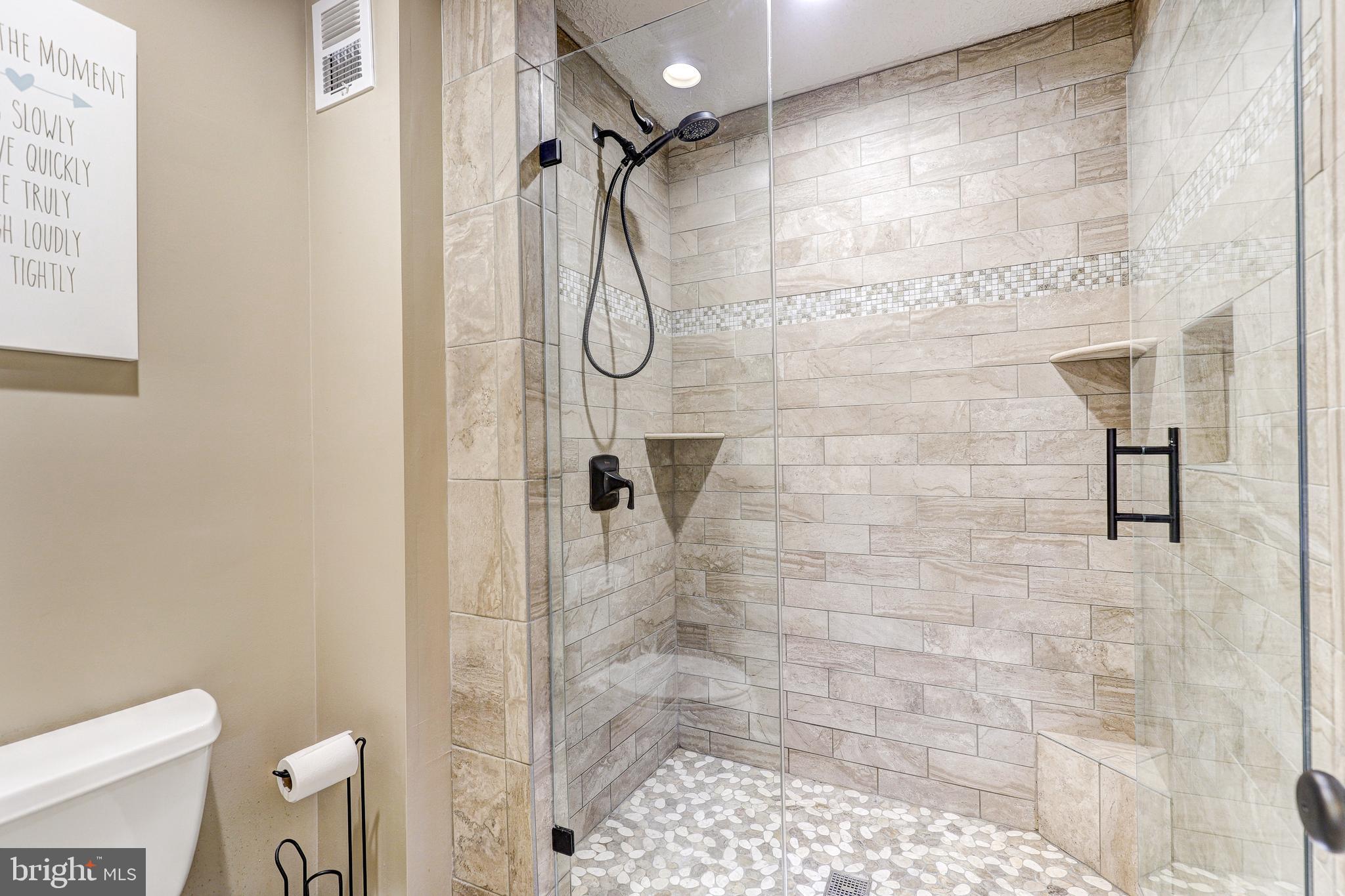 20 WHITE WILLOW COURT