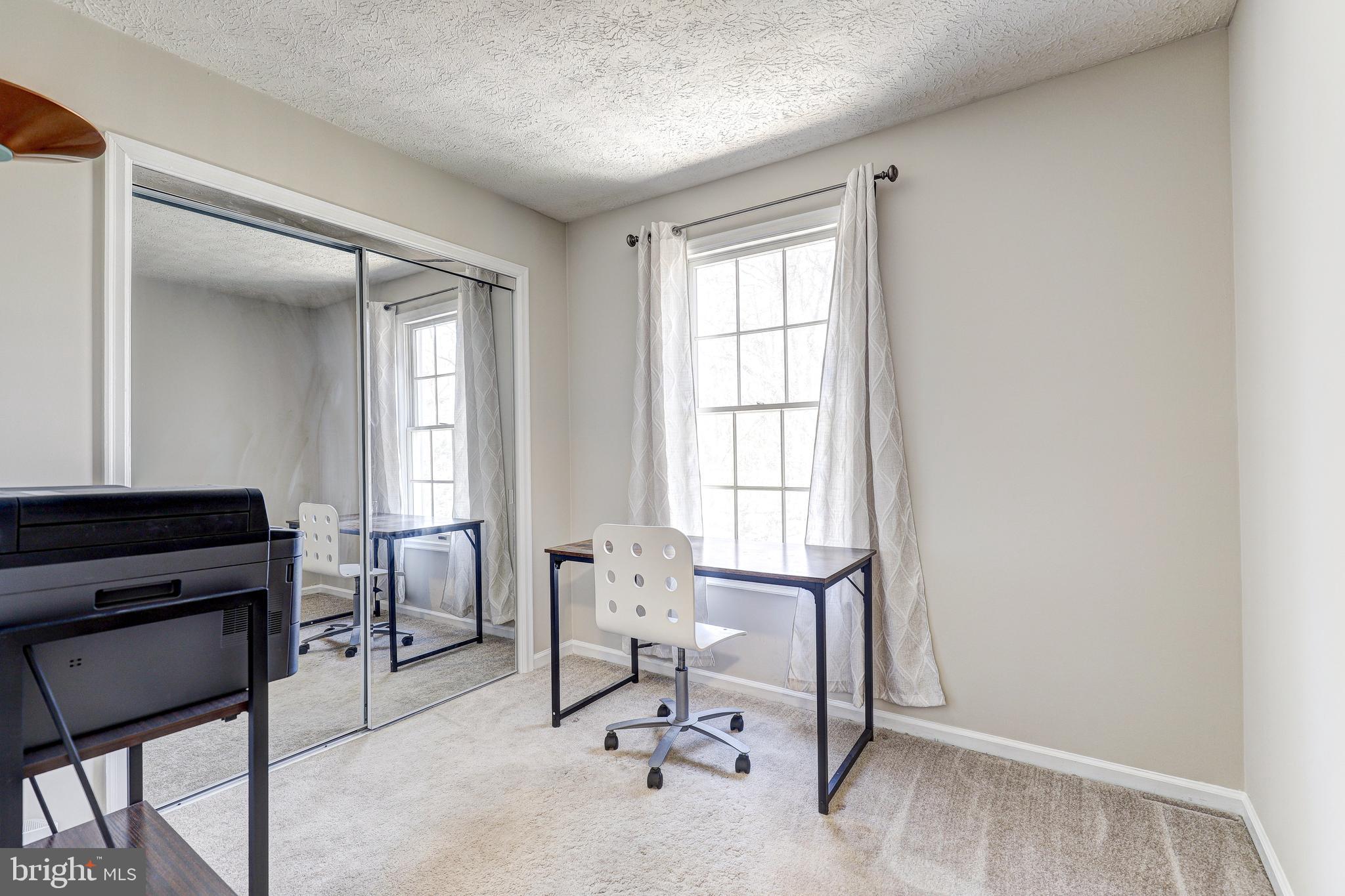 20 WHITE WILLOW COURT