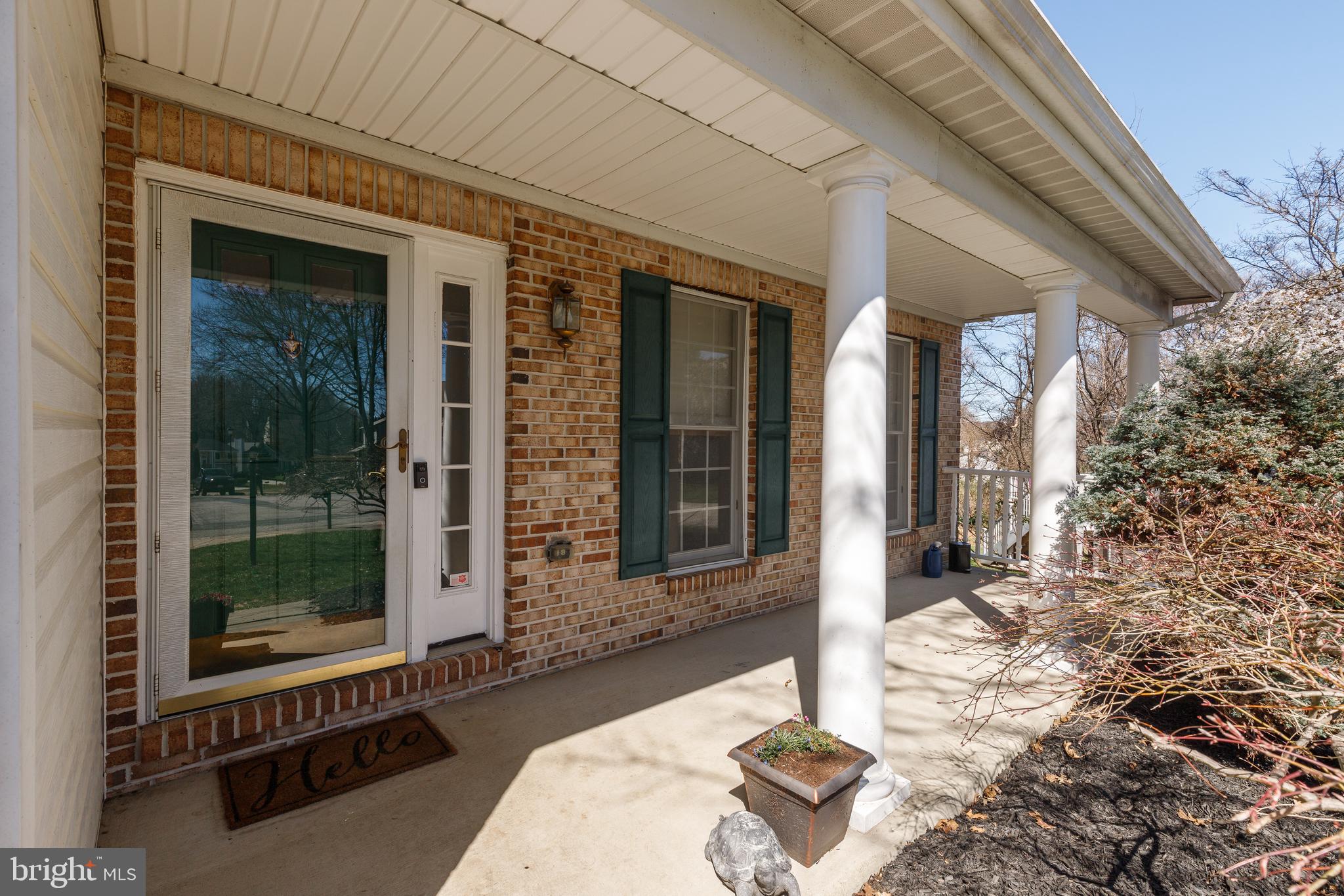 20 WHITE WILLOW COURT