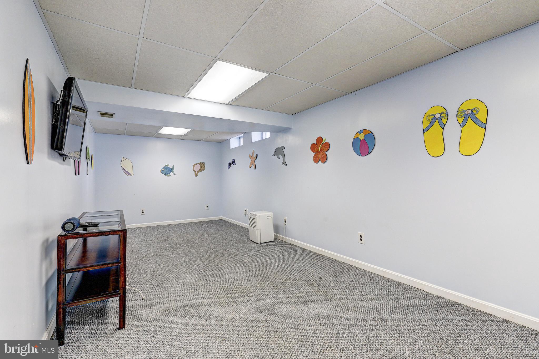 20 WHITE WILLOW COURT